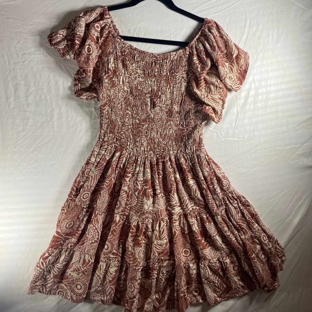 Angie Rust and Cream Floral Smocked Midi Dress - Picture 5 of 5